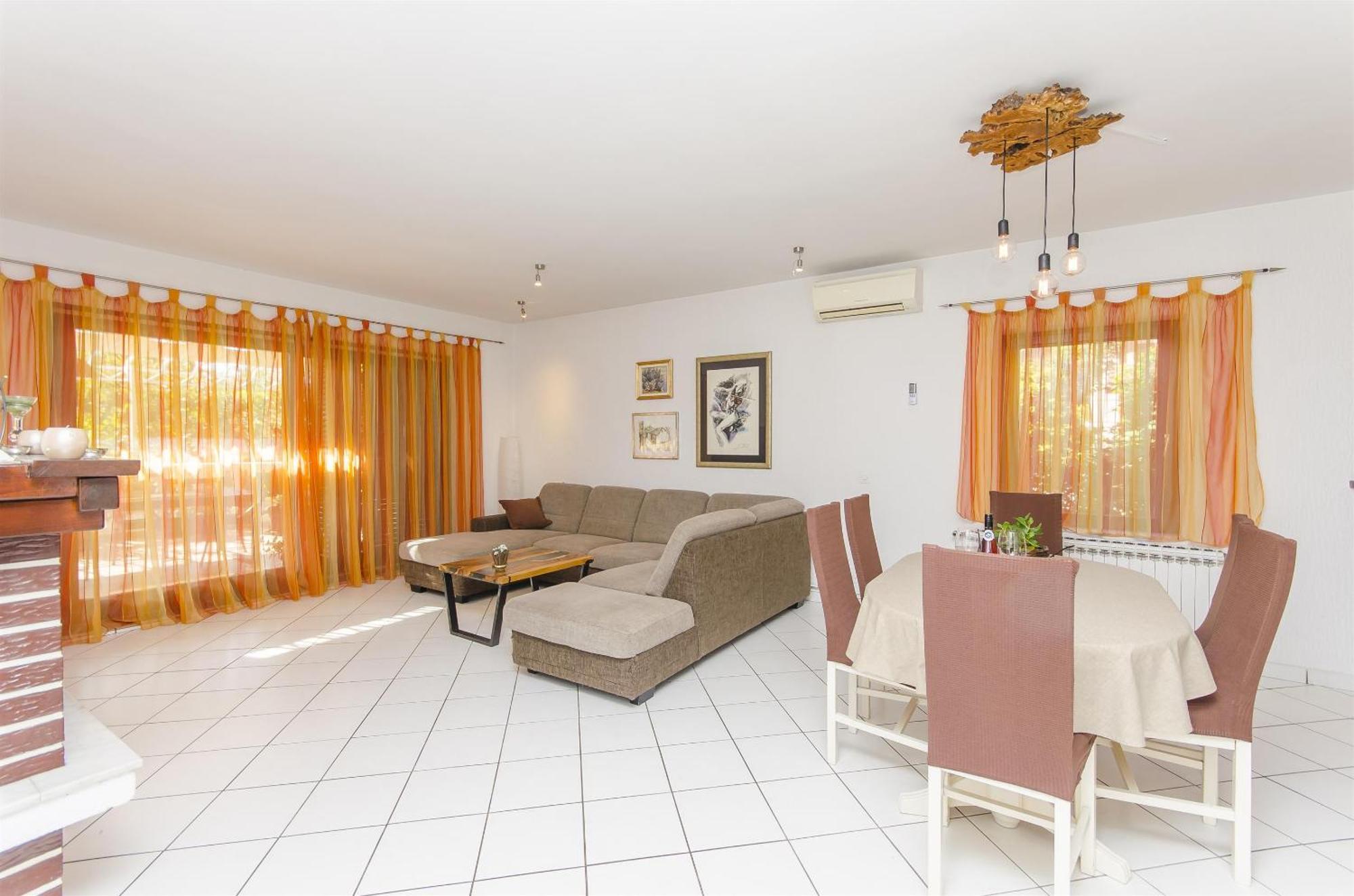 Apartment Tonkica Vodice Ngoại thất bức ảnh