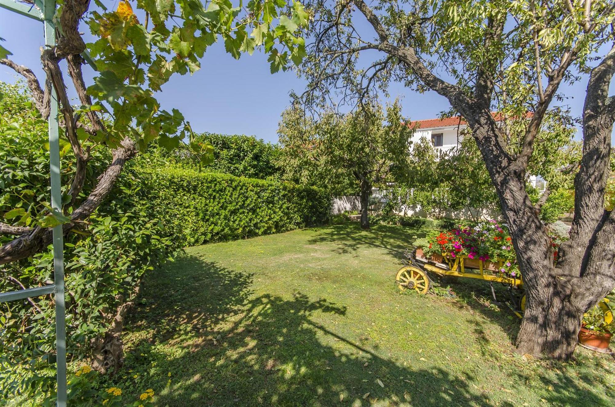 Apartment Tonkica Vodice Ngoại thất bức ảnh