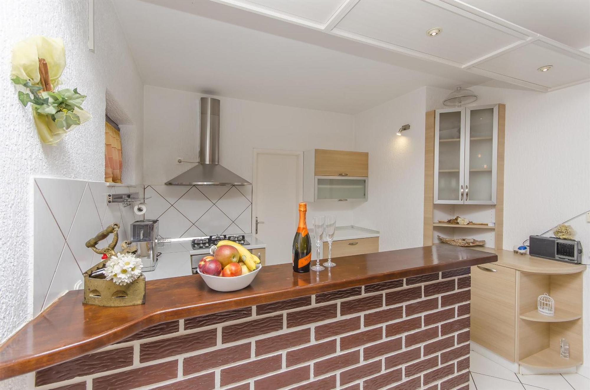 Apartment Tonkica Vodice Ngoại thất bức ảnh