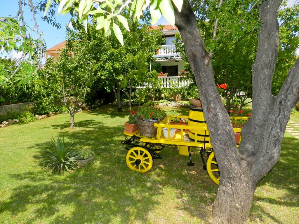 Apartment Tonkica Vodice Ngoại thất bức ảnh